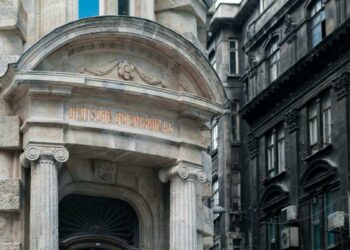 Deutsche Bank Applies For Crypto Custody License: Bloomberg
