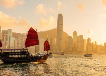 Hong Kong Should Follow Singapore, Japan in Crypto: Government Study