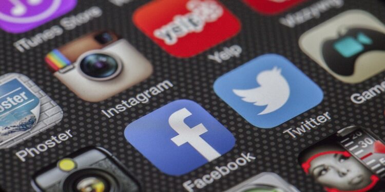 Lens Protocol Raises $15 Million to Augment Decentralized Social Media – Next Twitter Competitor?