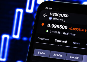 Circle USDC-Issuer Taps Ex-Regulator as Chief Legal Officer in Regulatory Push