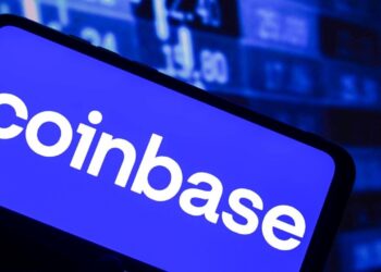 ARK Invest CEO Says Firm Is Still Bullish On Coinbase Despite Selling COIN Stocks