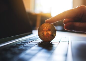 $45 Million in Bitcoin Longs Wiped Out as Price Briefly Dips Below $29K – Here’s Where BTC Is Headed Next