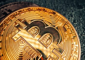 Bitcoin (BTC) Slides Back Below $30K, But Should Pump if These Correlations Re-emerge