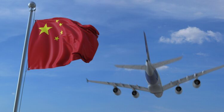 Business Travelers Buy Tickets with Digital Yuan