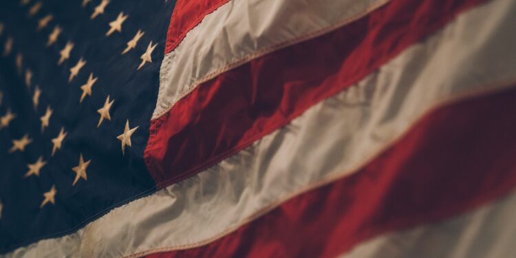 New Crypto Bill Demands SEC And CFTC To Draft Rules For Trading Platforms