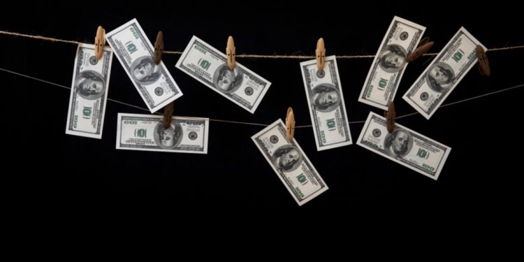 US Banking System Faces Crypto-Asset Risks, FDIC Warns in 2023 Review