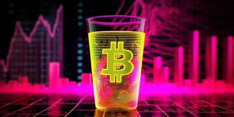Bitcoin Will ‘Suffer’ in Case of Economic Downturn, Says Bloomberg Analyst Mike McGlone