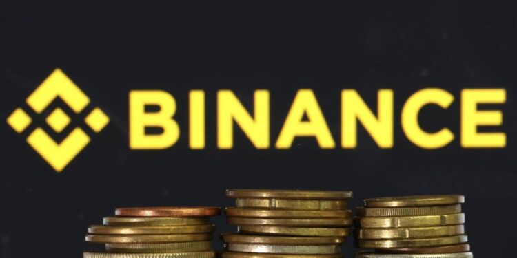 Binance CEO CZ Explores Diversifying Stablecoin Strategy, Eyes Smaller Algorithmic Tokens