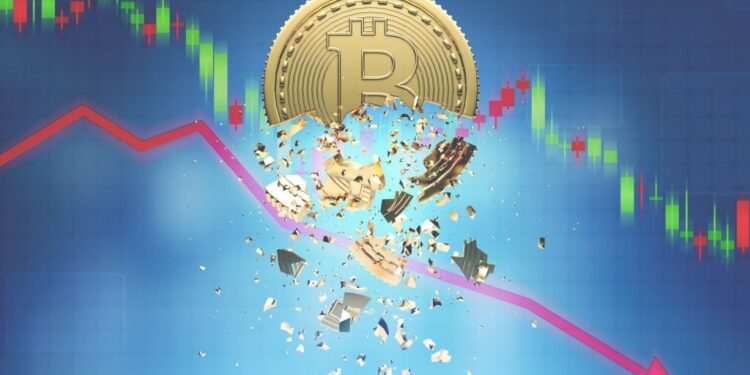 Bloomberg Analyst Predicts Bitcoin Crash Below $10,000