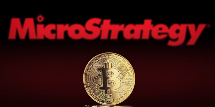 Bitcoin Hits One-Week Highs, Nears $30K After Microstrategy Announces Plans to Sell Stock, Buy More BTC