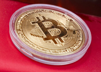 Grayscale prods SEC to take action as bitcoin rally fades