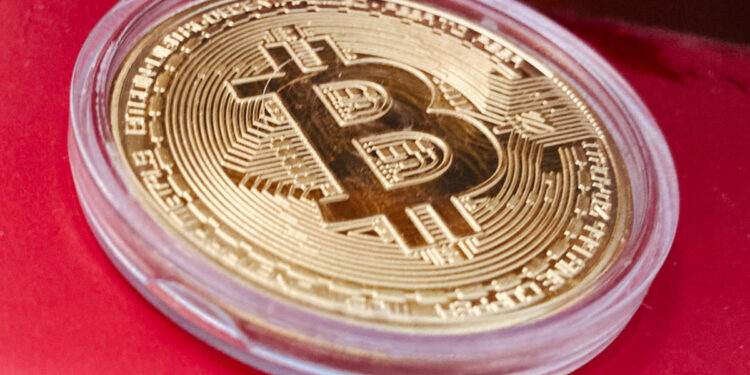 Grayscale prods SEC to take action as bitcoin rally fades