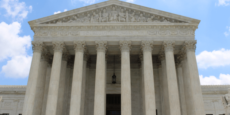 DOJ Freezes Assets of Former Celsius CEO Alex Mashinsky Amid Fraud Charges