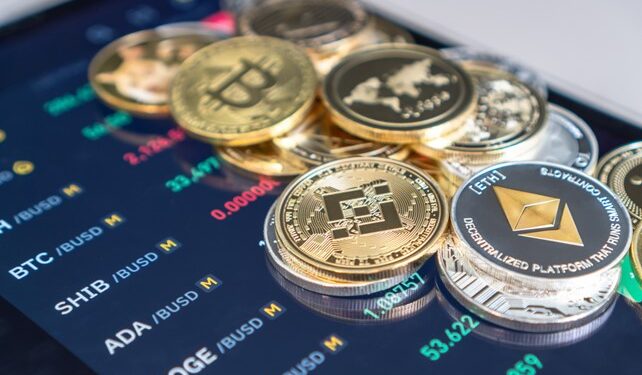 Report: Crypto Investors DCA’ing $BTC, $QUBE, $SOL Ahead Of Next Bull Run