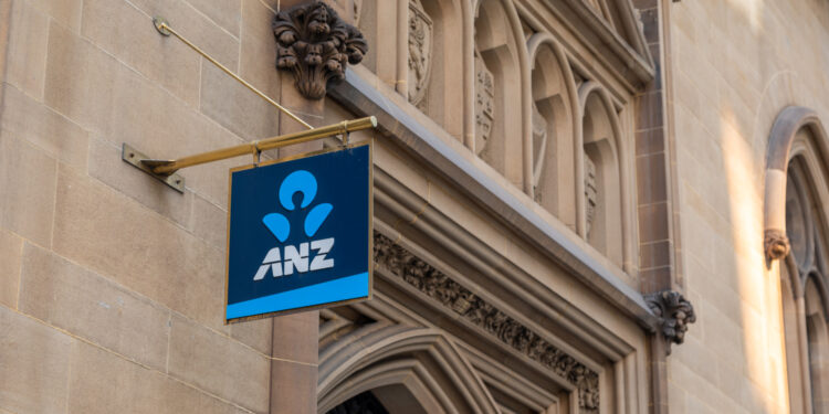 ANZ Teams Up with Chainlink in Stablecoin Test Round
