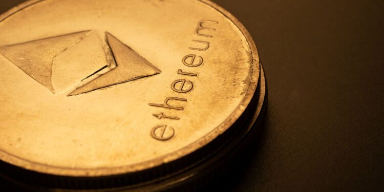 Ethereum Whales Unfazed By Prices, Pulls $8.1 Million Of ETH From Binance And Buys NFTs