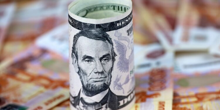 Digital Ruble ‘Could Help De-Dollarize’ Russia