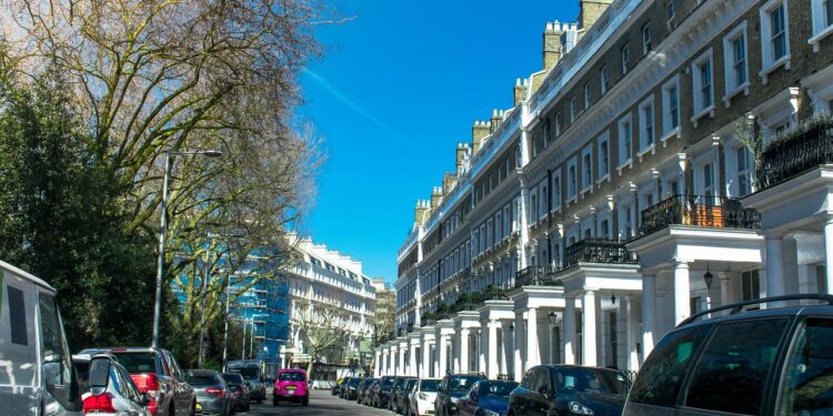 Harry Potter Stars Clash with Ripple Executive Over London Home Renovation Plans – What’s Going On?