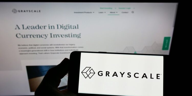 GBTC Price as Likelihood of Bitcoin ETF Grows Larger