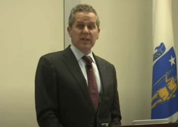 Fed Reserve Official Michael Barr Calls for Stablecoin Regulation