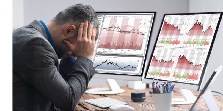 Trader Loses $107,000 To MEV Bot Panic Selling Obscure Stablecoin