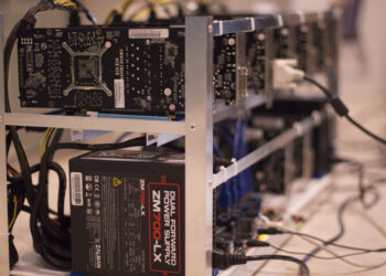 Chinese Bitcoin Mines in the US Attract National Security Attention