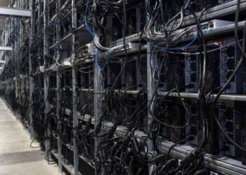 Uzbekistan Permits Only Legal Entities to Mine Cryptocurrencies Using Solar Power