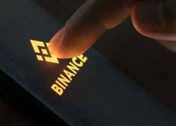 Binance Users Heading for the Exits? Over $1 Billion in Withdrawals—So Far