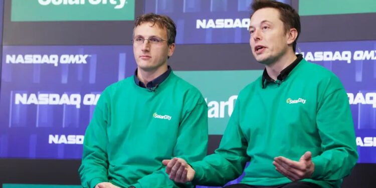 Elon Musk’s Cousin Among First Investors In Solana: Expert