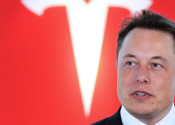 xAI’s Grok: Musk’s Novel AI Chatbot with Real-Time Insights