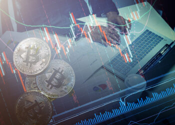 ‘Wolf of All Streets’ Forecasts Challenging Months Ahead for Crypto