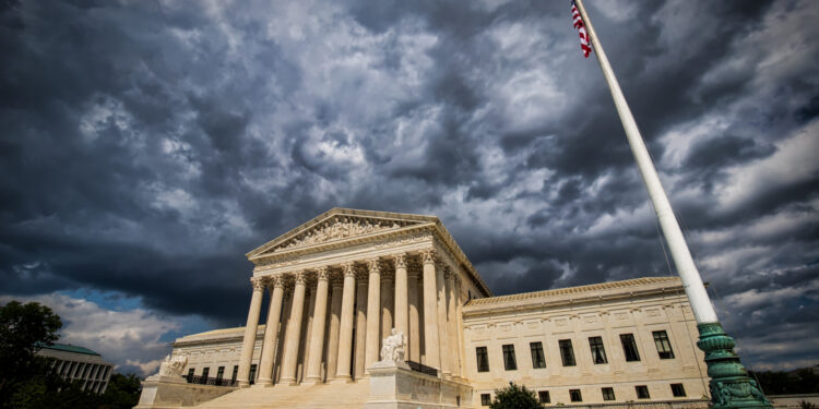 Crypto Awaits Impact as Supreme Court Revisits Chevron Doctrine