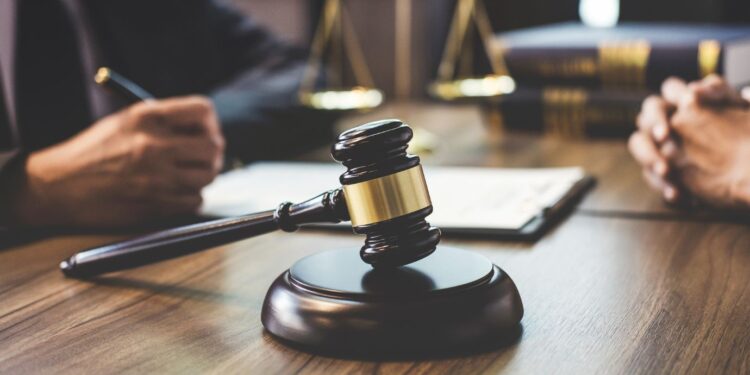 1inch DAO Makes DeFi History, Votes To Onboard Legal Counsel