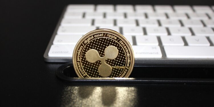 XRP Sheds 10% As Short-Term Recovery Prospects Remain Dim