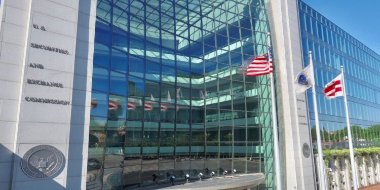 Major Banking and Financial Associations Urge SEC to Amend SAB 121 for Digital Asset Custody