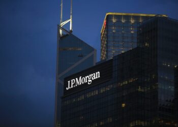 Institutional Traders Shun Crypto, JPMorgan Survey Shows