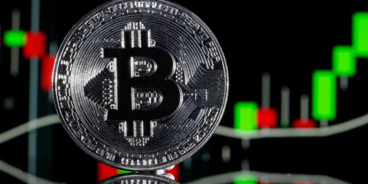 Bitcoin Dips Are For Buying: BTC Sees Record-Breaking Accumulation