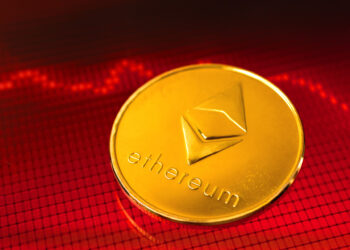 ETH Struggles to Hold $4K as Dencun Upgrade Rolls Out