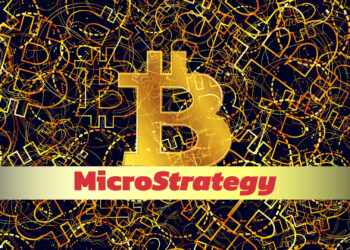 Analysts Warn Against MicroStrategy’s Bitcoin Debt Acquisition
