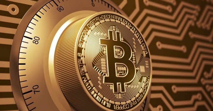 Spot Bitcoin ETFs Rocked By Outflows, BTC Price Succumbs To Bears