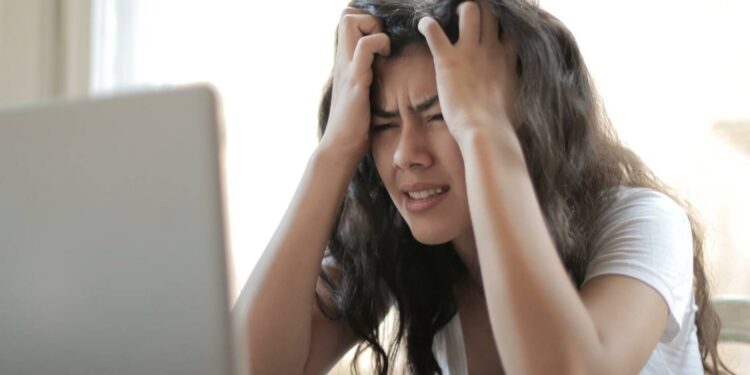 Is SUI Sinking? TVL Tanks As Crypto Price Fails To Keep Afloat