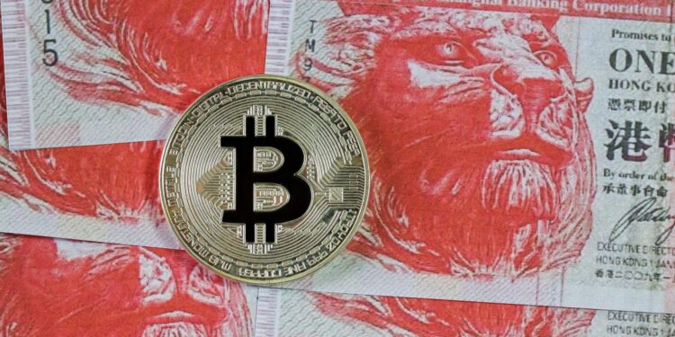 Newly Released Hong Kong Crypto ETFs Fail to Outshine US Funds on First Day of Trading with $200 Million Inflows
