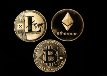 Litecoin Founder Charlie Lee Expects ETF Approval, Doubts Ethereum’s Chances