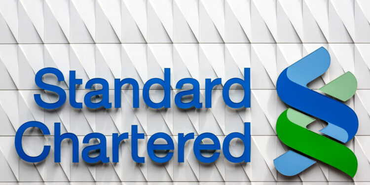 Standard Chartered Says BTC Drop Not Over, May Go as Low as $50k