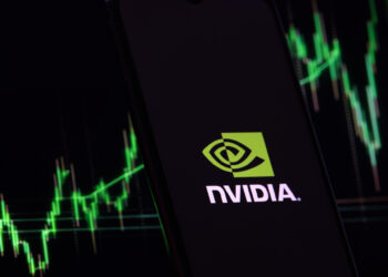 Nvidia Smashes Earnings Estimates, Fuels AI Boom and Altcoin Run
