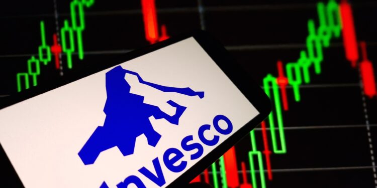 SEC Continues to Delay Spot Ethereum ETF Decisions