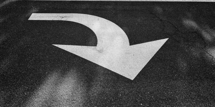 Experts Watch Key Support Level As Price Hits 2-Year Low