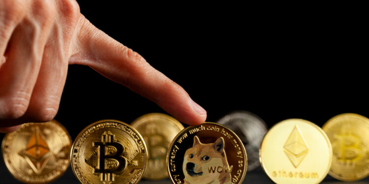 Aussie Crypto Analyst Predicts This Metric Will See Altcoins “Steal the Show”