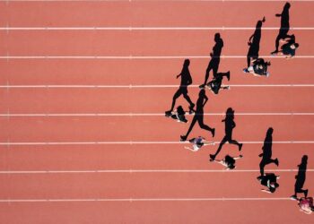 Dogwifhat (WIF) Leads Memecoins Recovery With 12% Jump