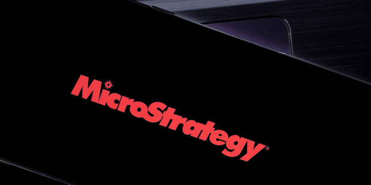 Peter Schiff Calls MicroStrategy ‘Most Overvalued Stock’, Warns About Market Turmoil